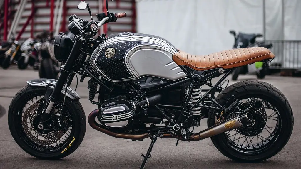 BMW R nineT cruiser