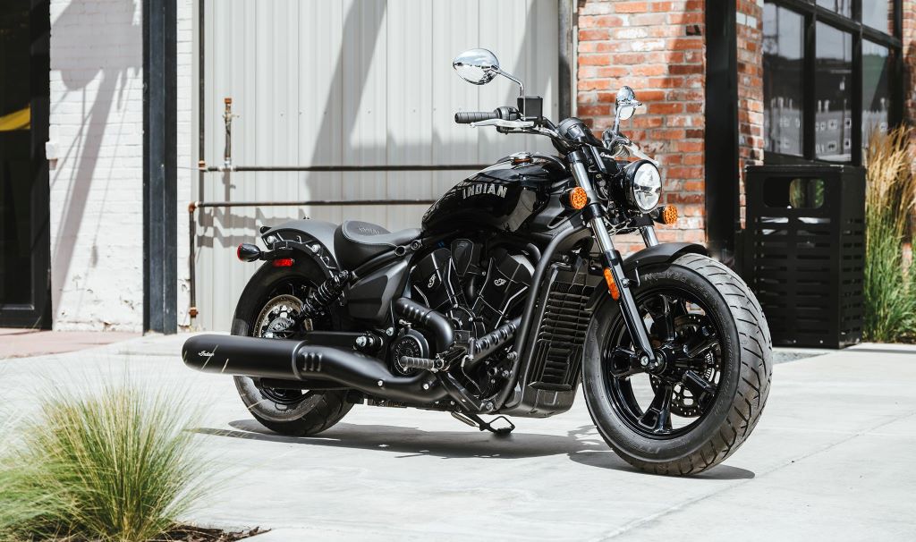 Indian Scout Bobber Cruiser schwarz