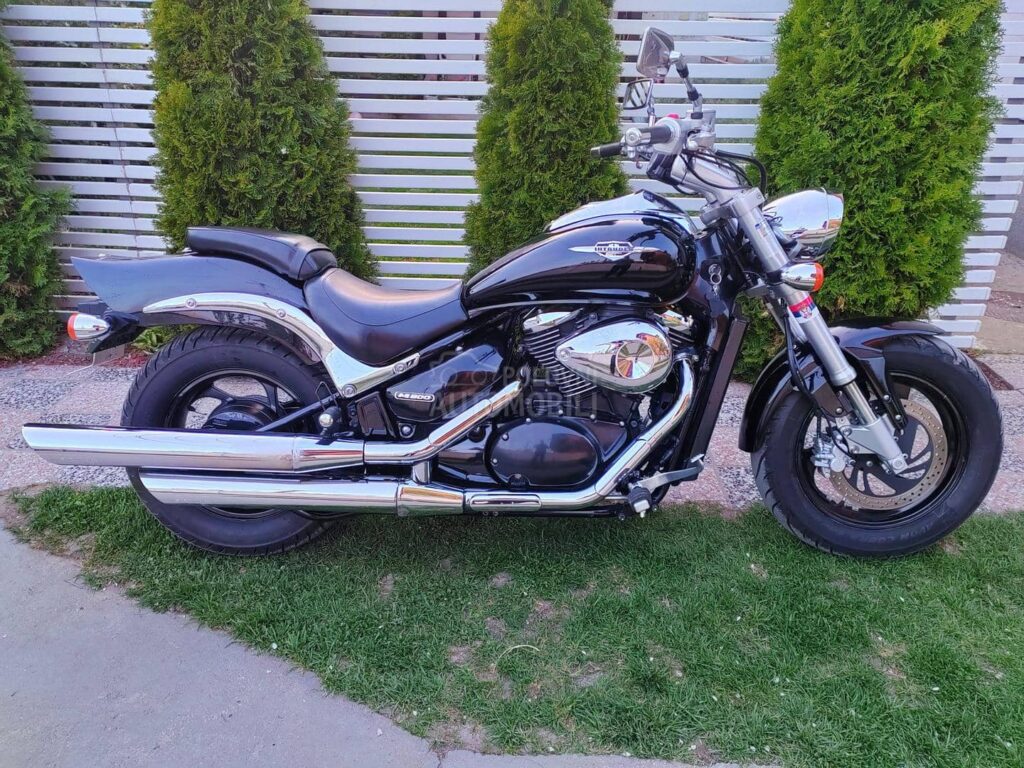 Suzuki Intruder 800 Chopper Motorrad